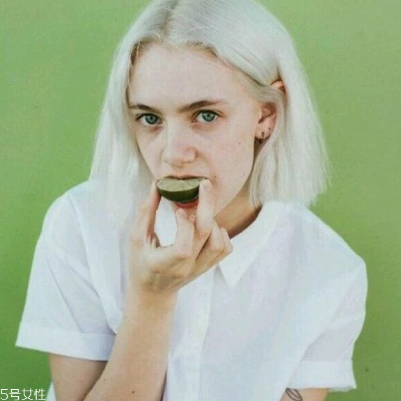 tڱô tô