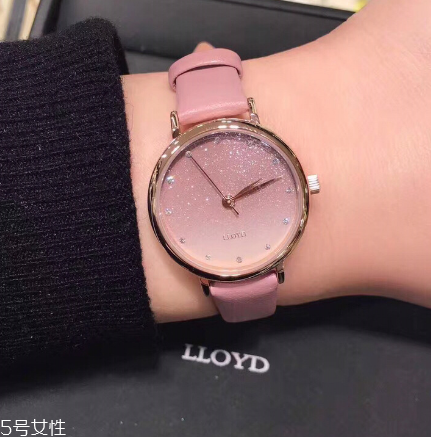 lloydֱôlloydֱڷ