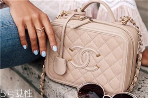 chanelǮζ۸