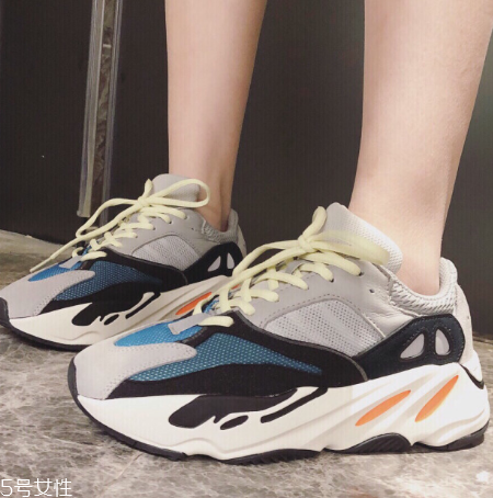yeezy 700ƫyeezy 700