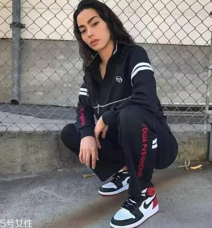 aj 1ڽֺʲôƤaj 1ڽֺƤʽ