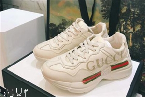gucciϵЬŮһ˫