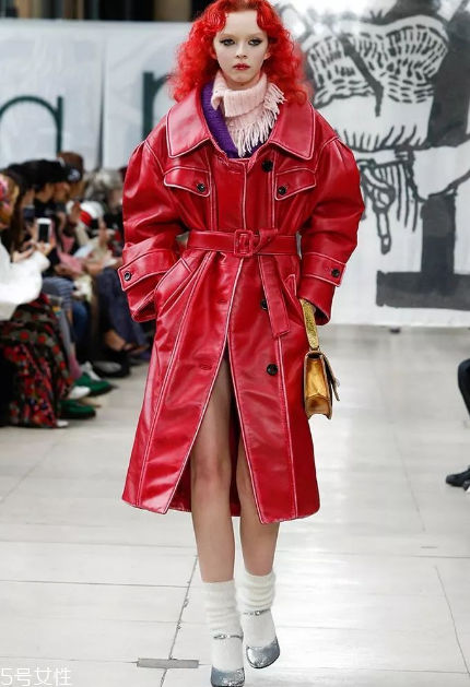 miumiu2018ﶬϵкÿ_Щʽ