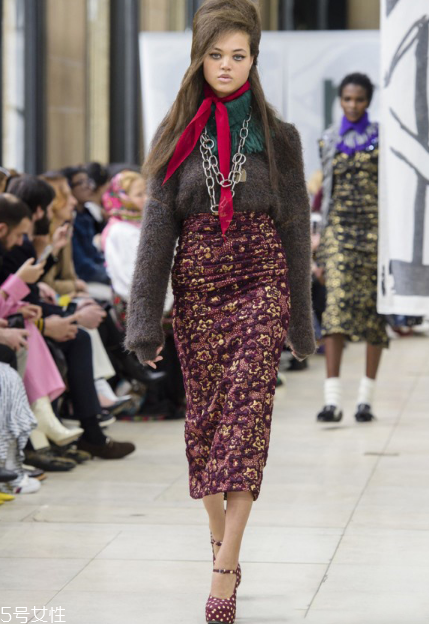 miumiu2018ﶬϵкÿ_Щʽ