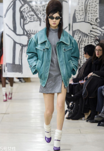miumiu2018ﶬϵкÿ_Щʽ
