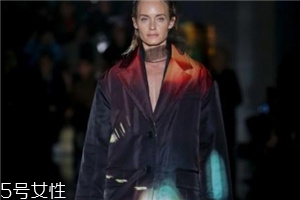 prada2018ﶬϵкÿ_ʽЩ