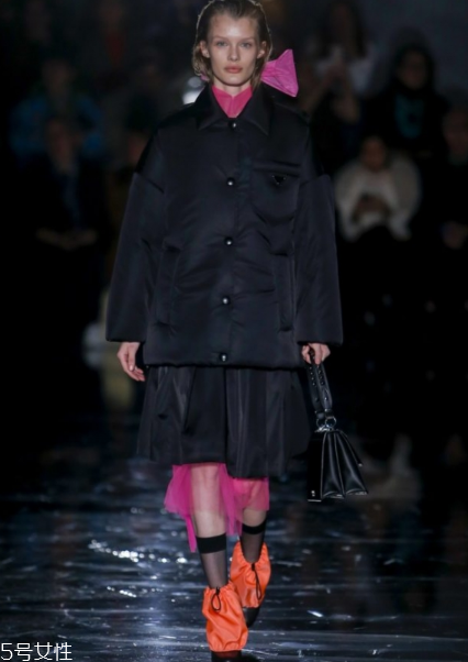 prada2018ﶬϵкÿ_ʽЩ