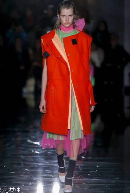 prada2018ﶬϵкÿ_ʽЩ