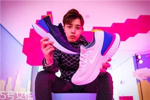 nike epic react flyknit Ϳȫ»ƼЬ𺳵ǳ