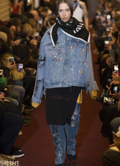 vetements2018ﶬϵзװô_ÿ