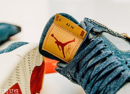 levisair jordan 4ϵʲôʱۣ