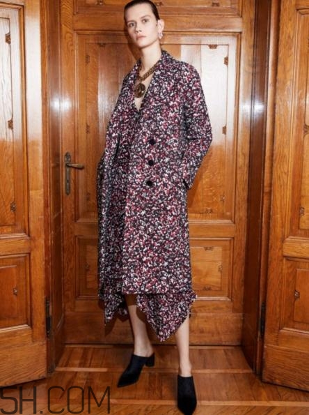 roberto cavalli2018װϵкÿ_Щʽ